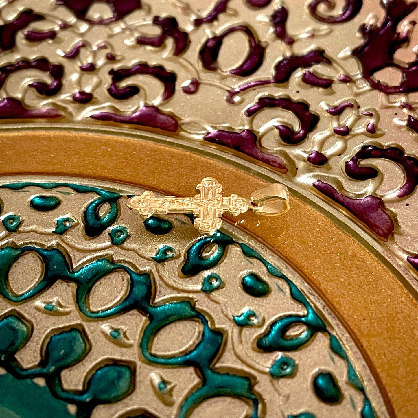 Gold Cross Pendant No. 24822
