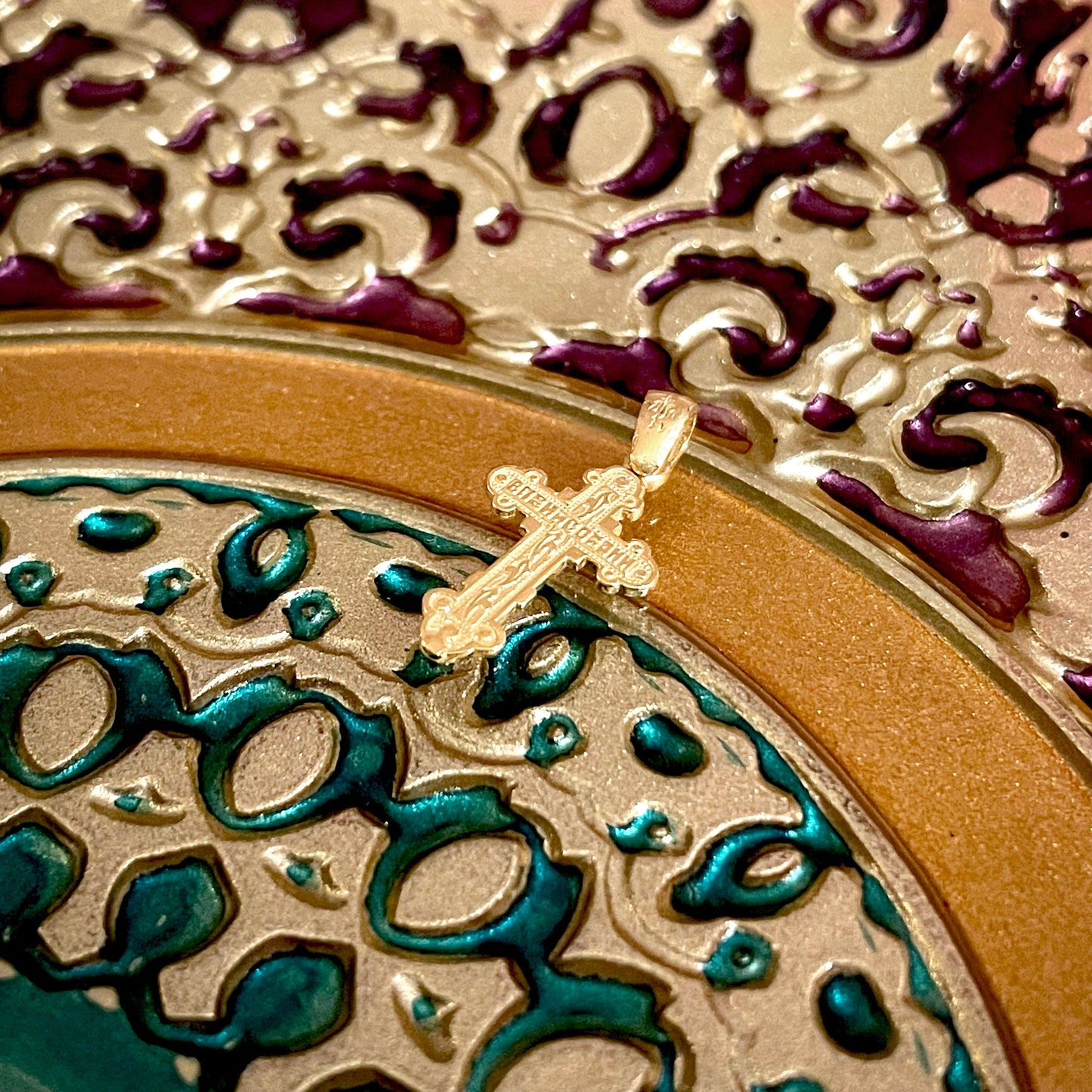 Gold Cross Pendant No. 24822